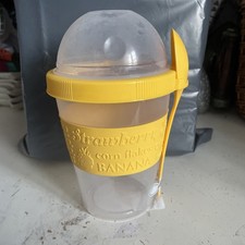 Cereal Cup & Spoon Yoghurt